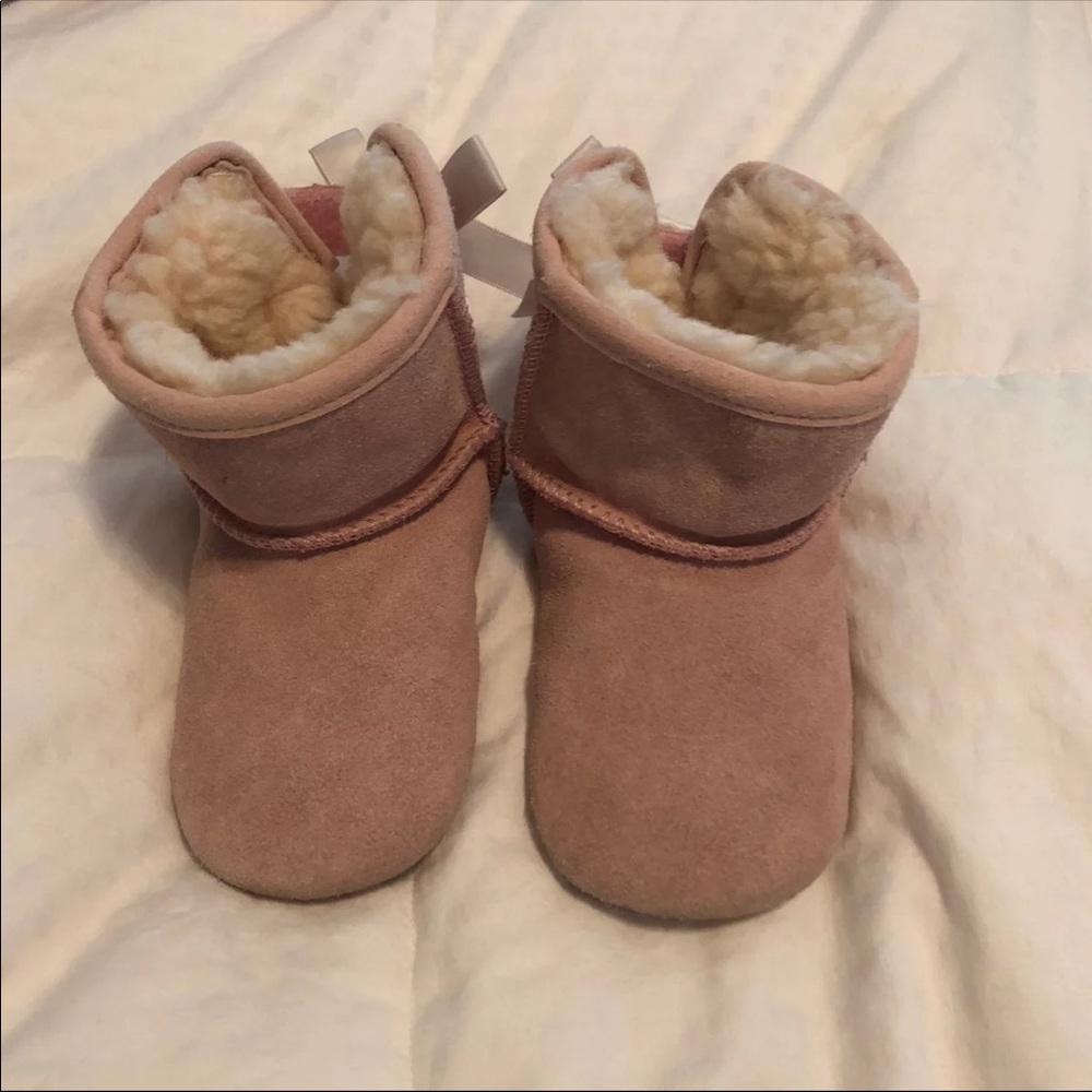 Uggs, Bailey Bow. Pink. Infant size 4/5.